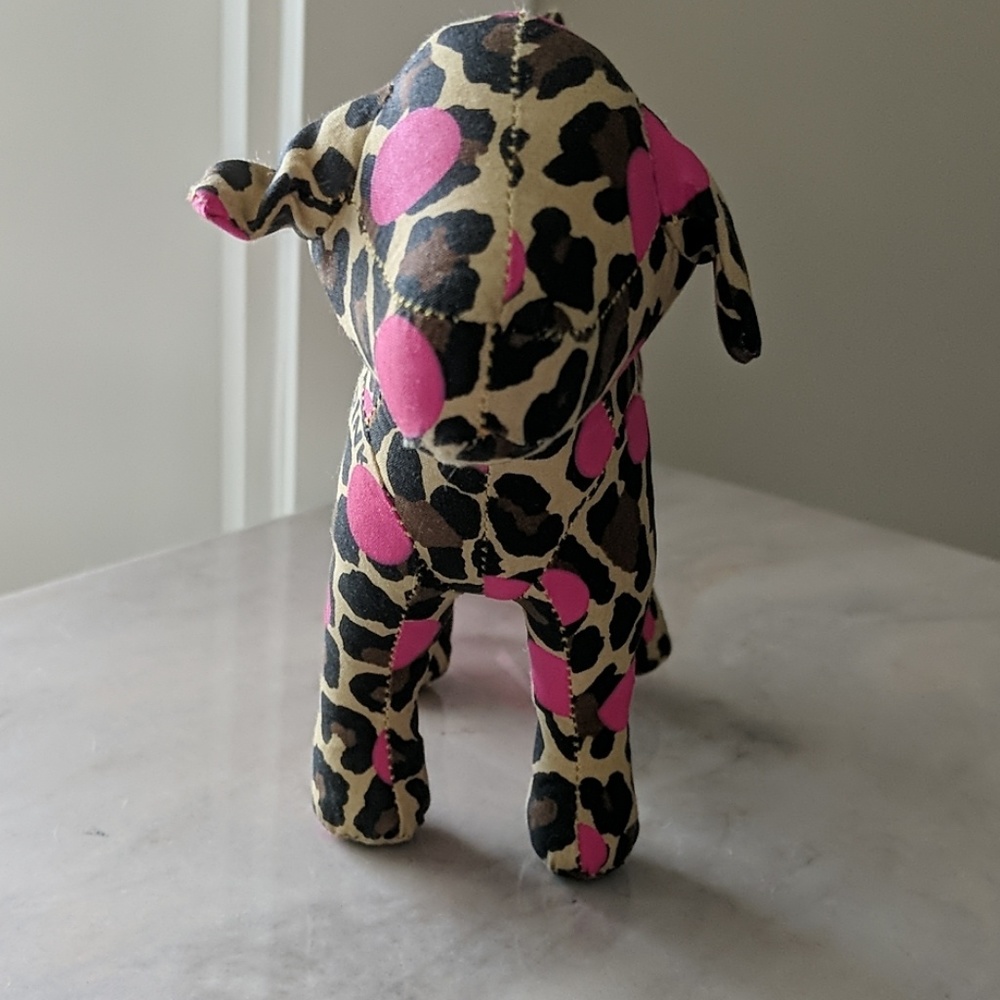 VS PINK Dog
